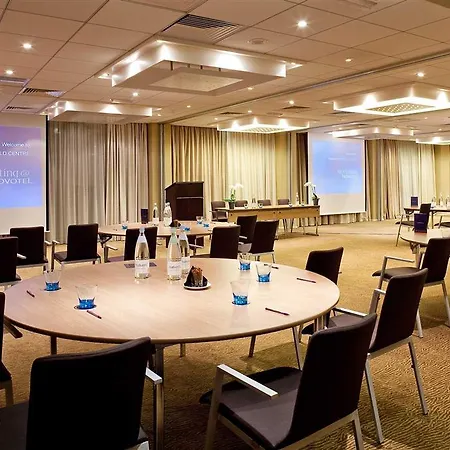 Novotel Centre 4*
