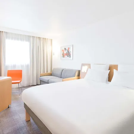 Novotel Centre Hotel