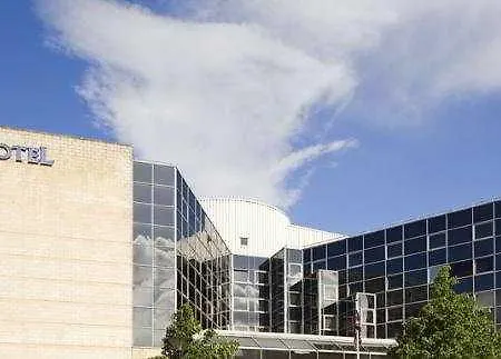 Novotel Centre Hotel 4*