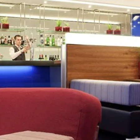 Novotel Centre Hotel
