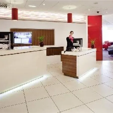 Hotel Novotel Centre 4*