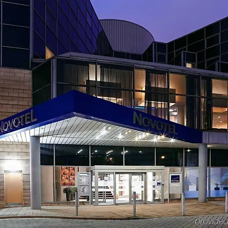 Novotel Centre Hotel 4*