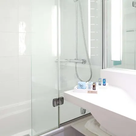 Novotel Centre 4*